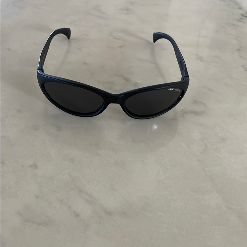 Vintage Bolle Lodo wrap around glasses